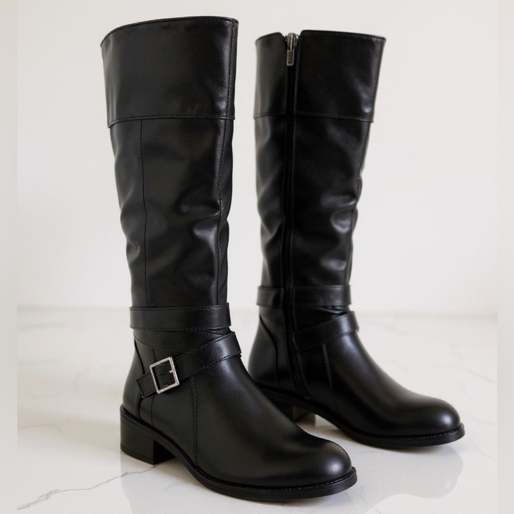 New Arizona Jean Company Black Boots with Buckle Straps 8.5